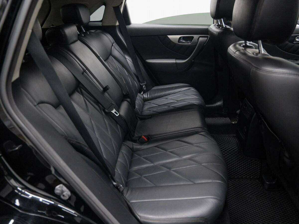 Infiniti FX 2009 года с пробегом. Фото: #8