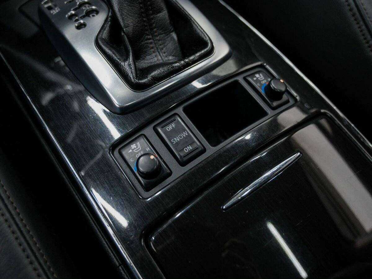 Infiniti FX 2009 года с пробегом. Фото: #22