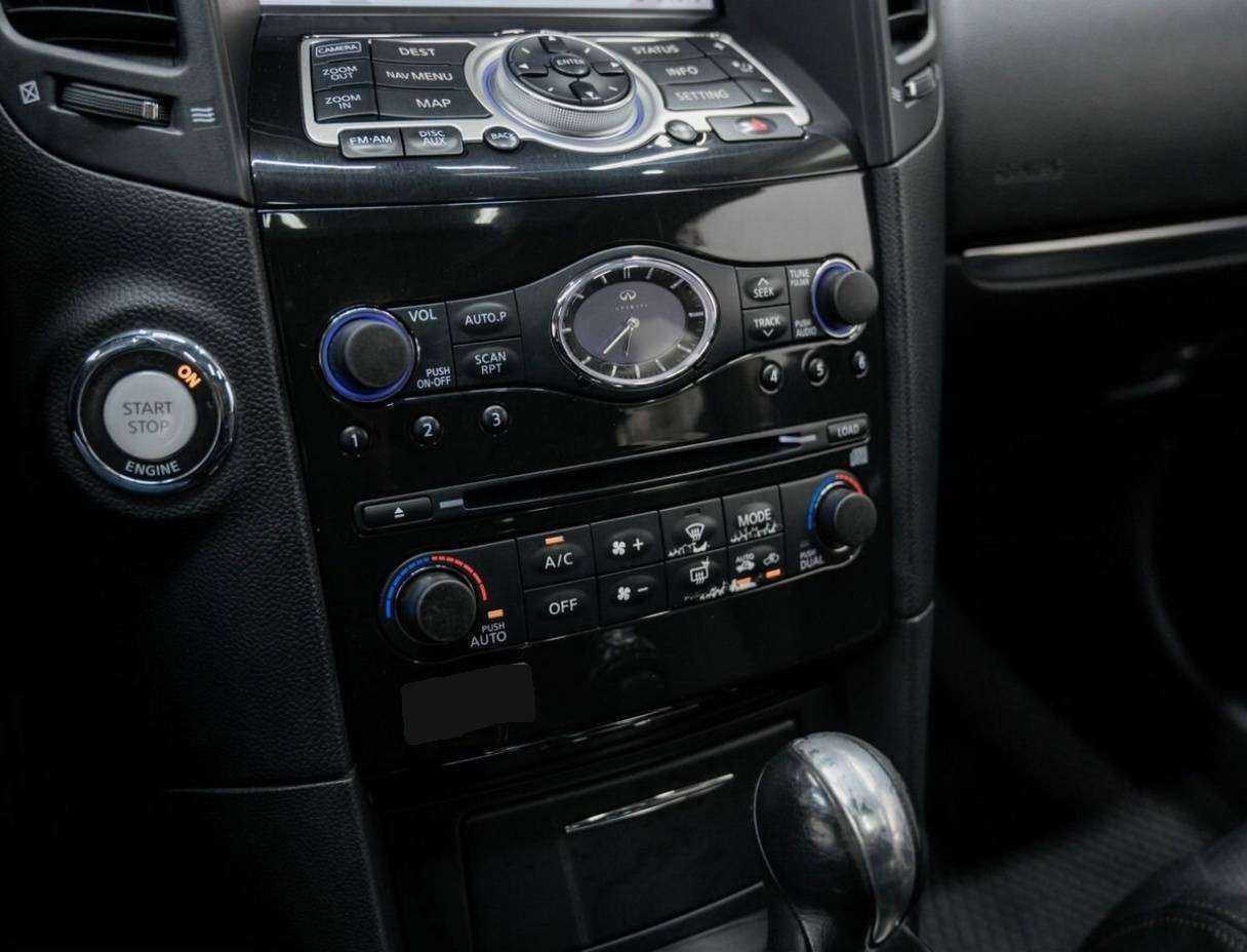 Infiniti FX 2009 года с пробегом. Фото: #23