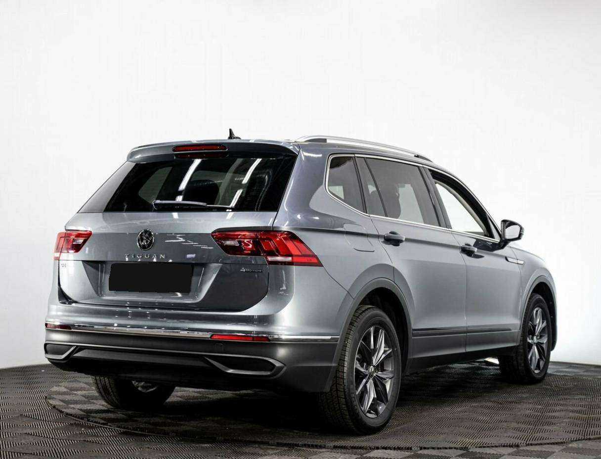 Volkswagen Tiguan 2022 года с пробегом. Фото: #3