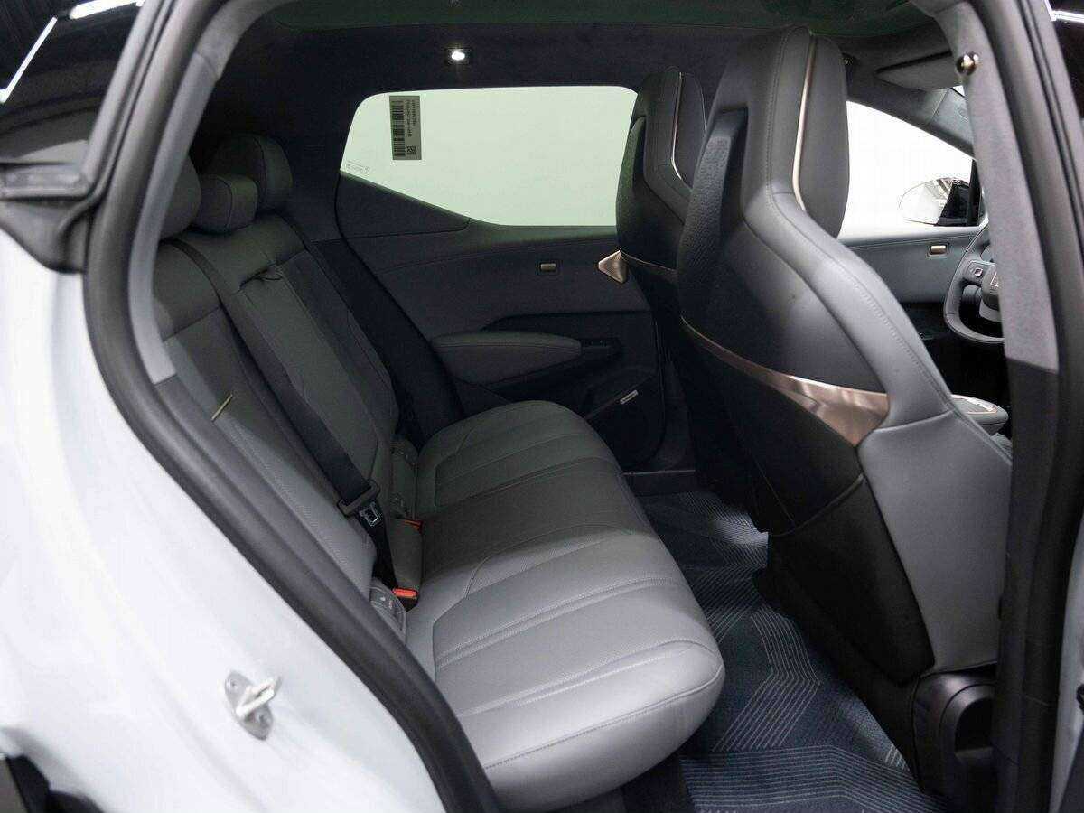 Zeekr X 2023 года с пробегом. Фото: #9