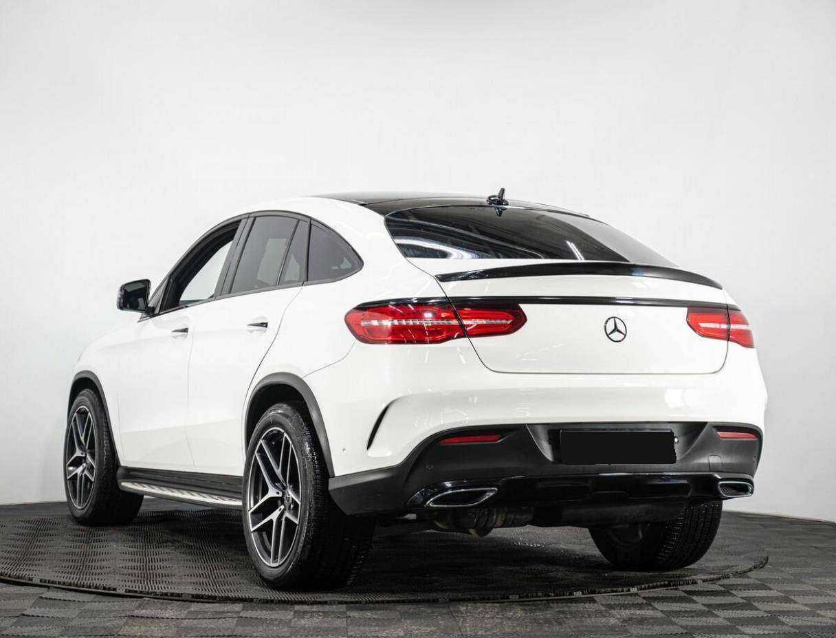 Mercedes-Benz GLE Coupe 2017 года с пробегом. Фото: #3