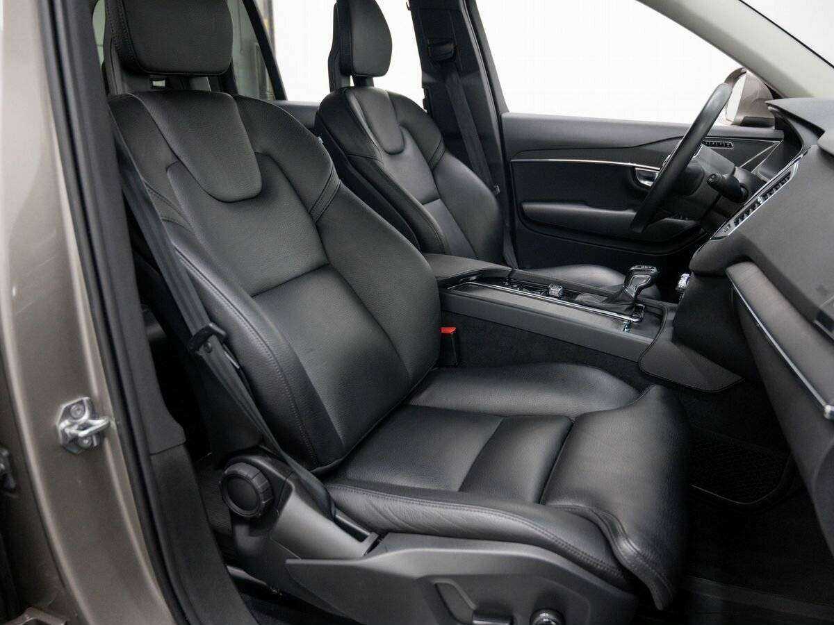 Volvo XC90 2020 года с пробегом. Фото: #7