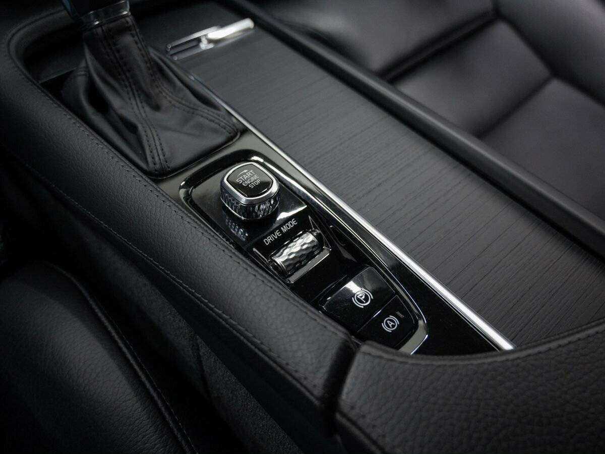 Volvo XC90 2020 года с пробегом. Фото: #21