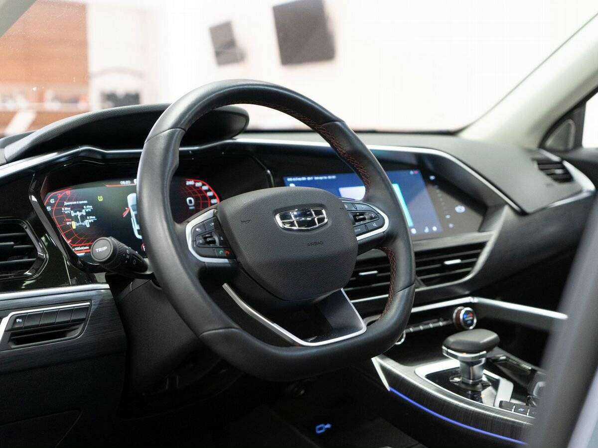 Geely Tugella 2021 года с пробегом. Фото: #4