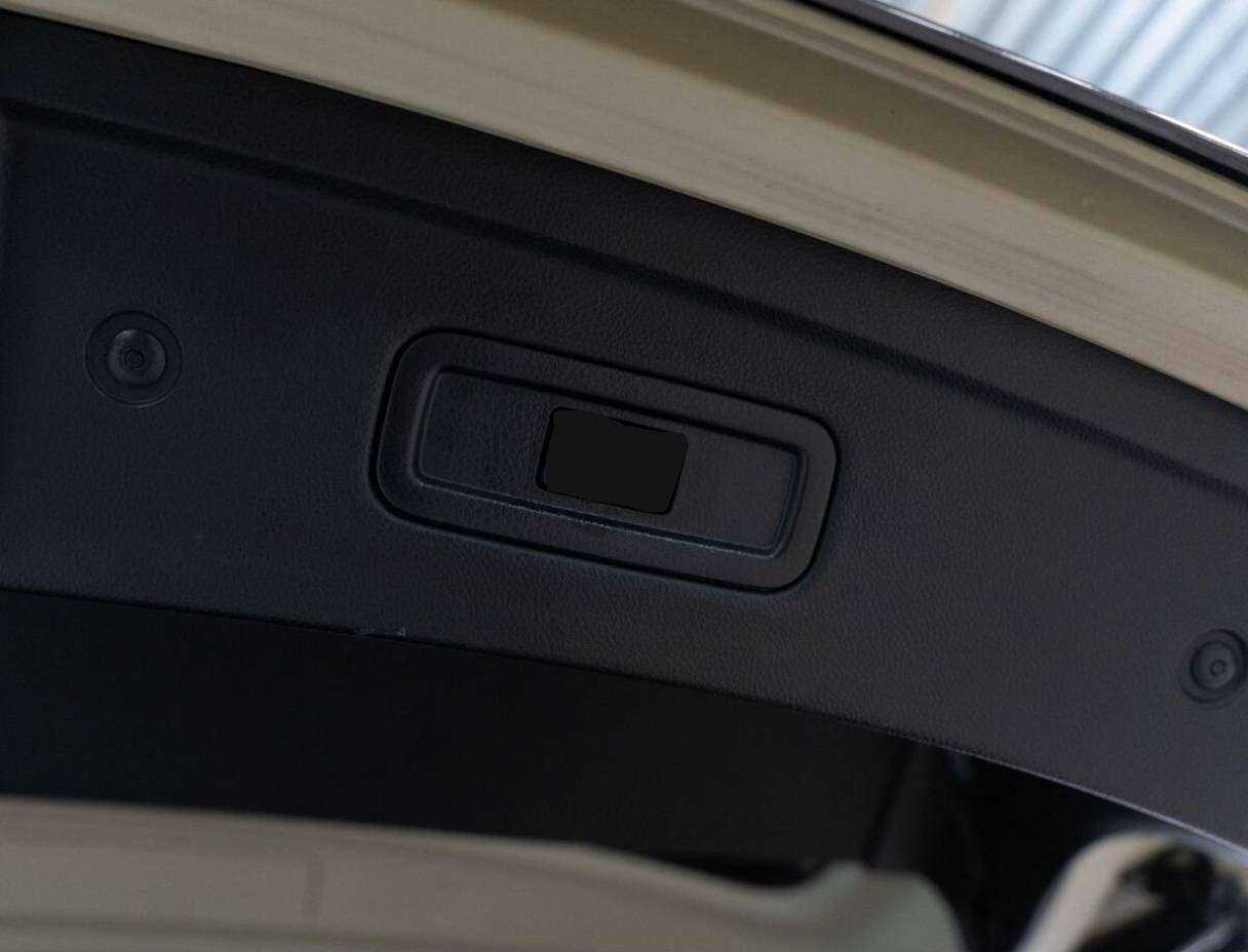 Infiniti FX 2011 года с пробегом. Фото: #8