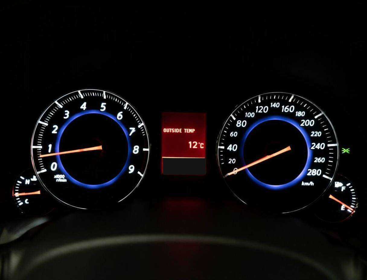 Infiniti FX 2011 года с пробегом. Фото: #12