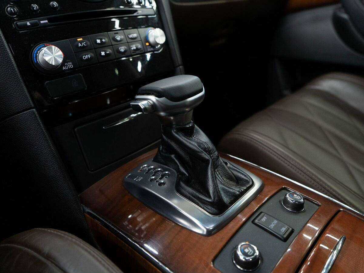 Infiniti FX 2011 года с пробегом. Фото: #13