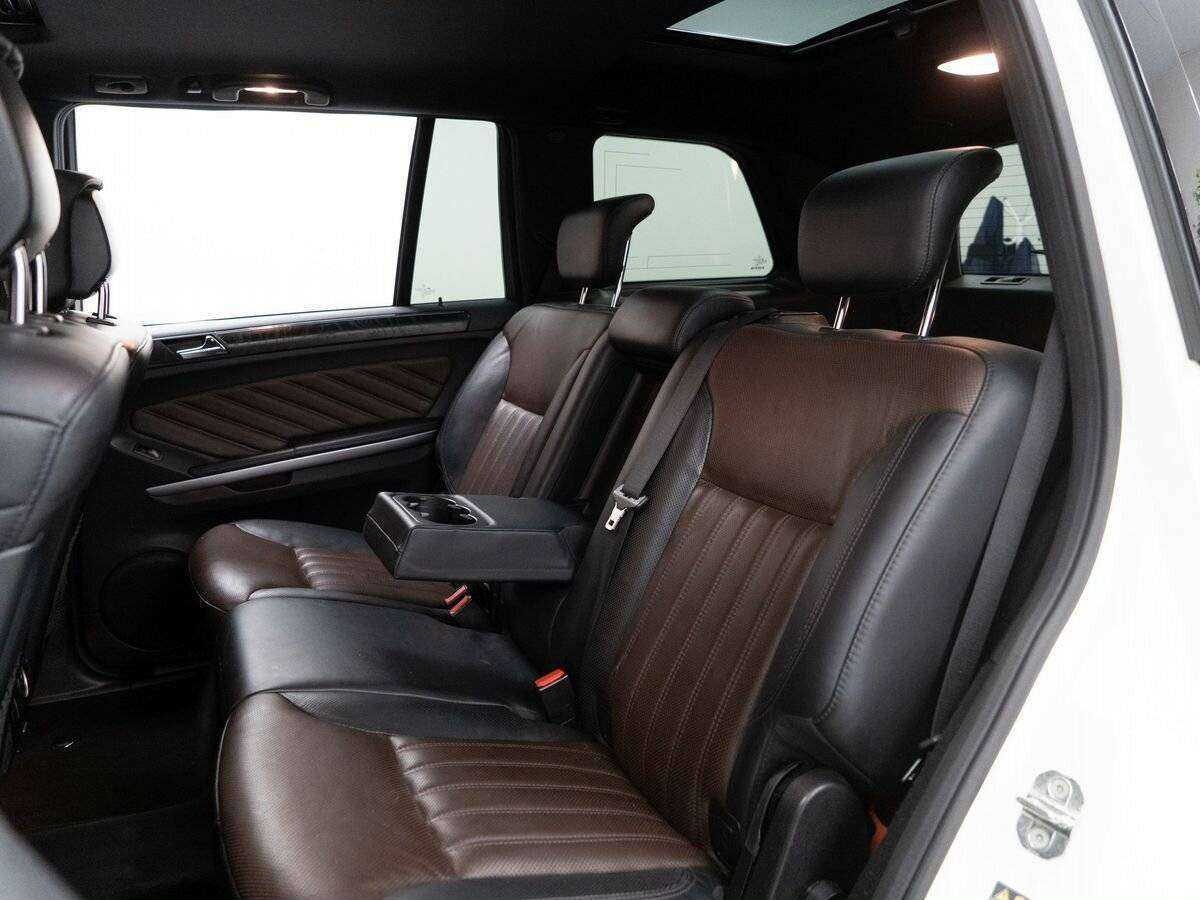 Mercedes-Benz GL-Класс 2012 года с пробегом. Фото: #6