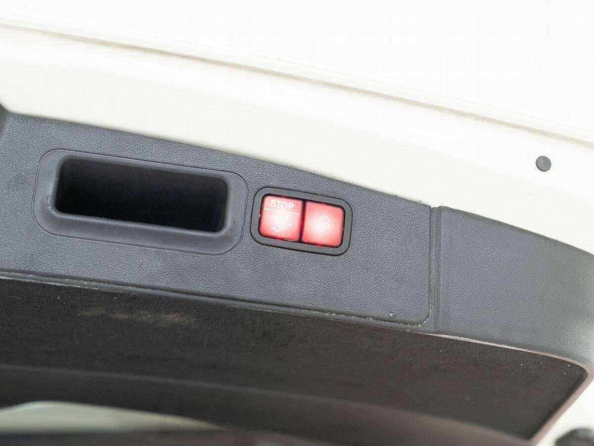 Mercedes-Benz GL-Класс 2012 года с пробегом. Фото: #7