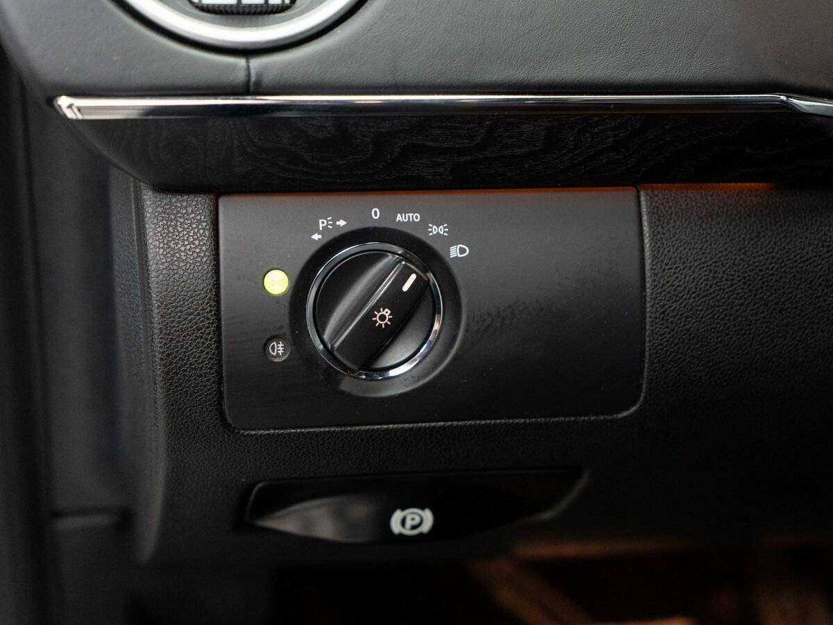 Mercedes-Benz GL-Класс 2012 года с пробегом. Фото: #15