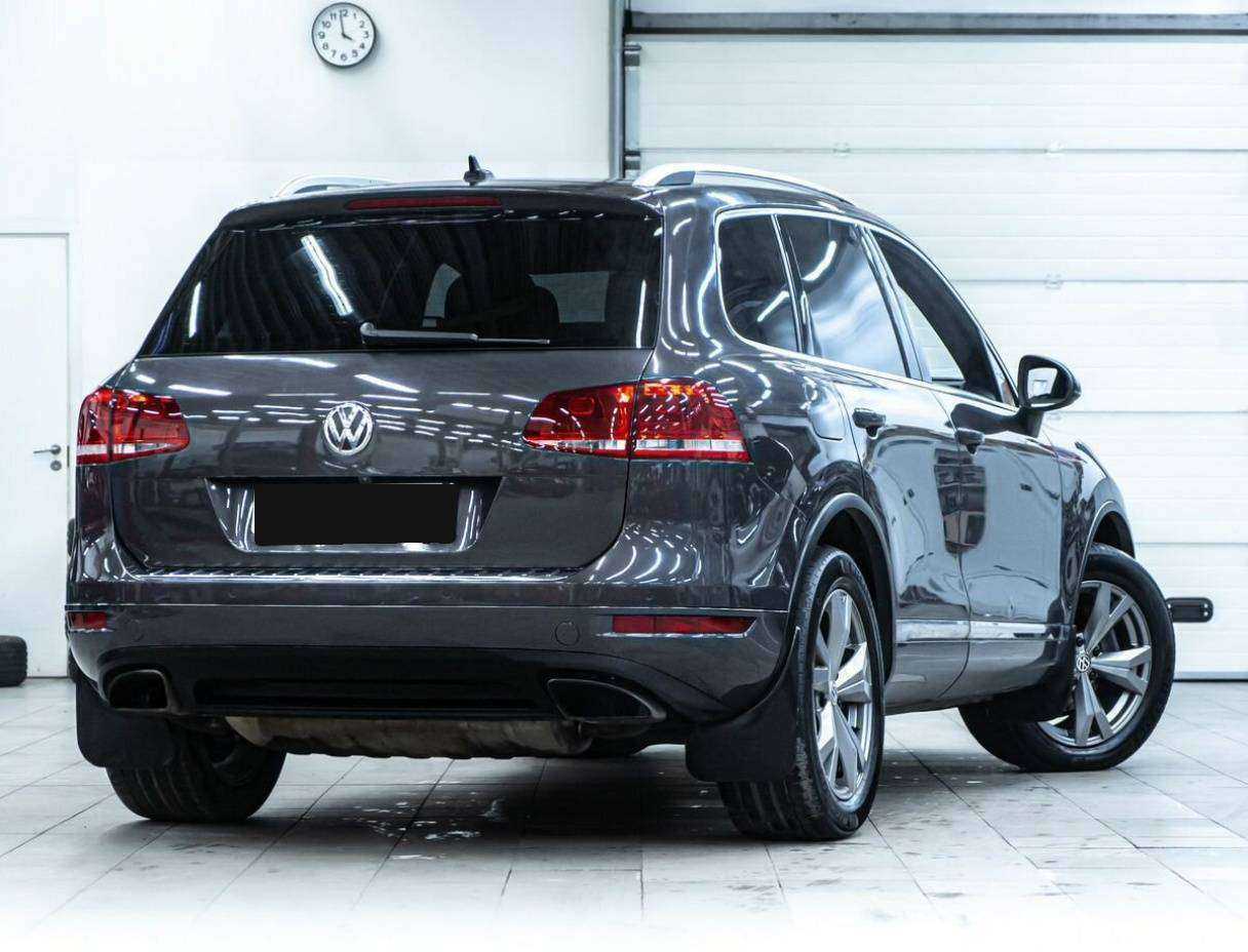 Volkswagen Touareg 2010 года с пробегом. Фото: #2