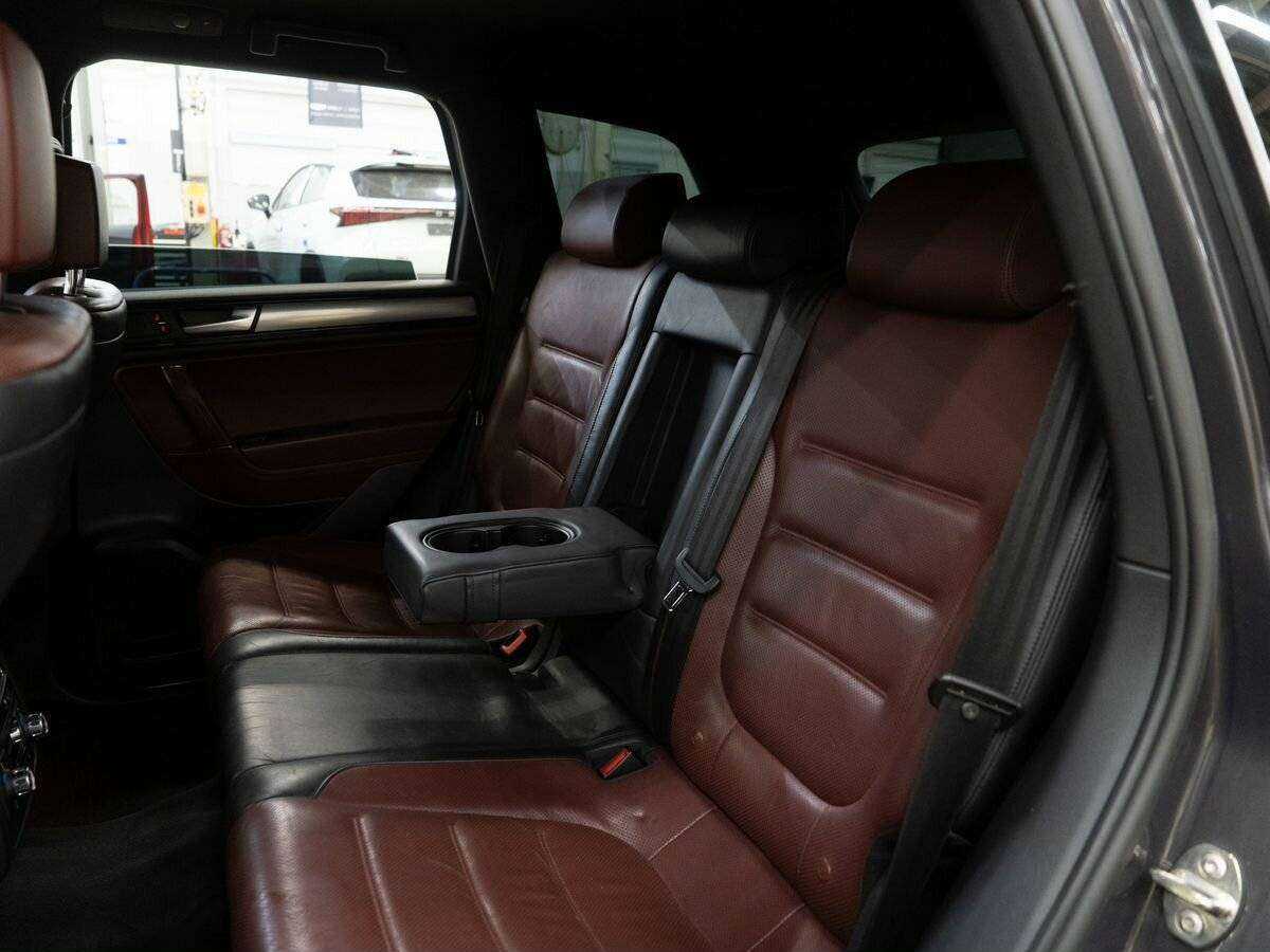 Volkswagen Touareg 2010 года с пробегом. Фото: #6