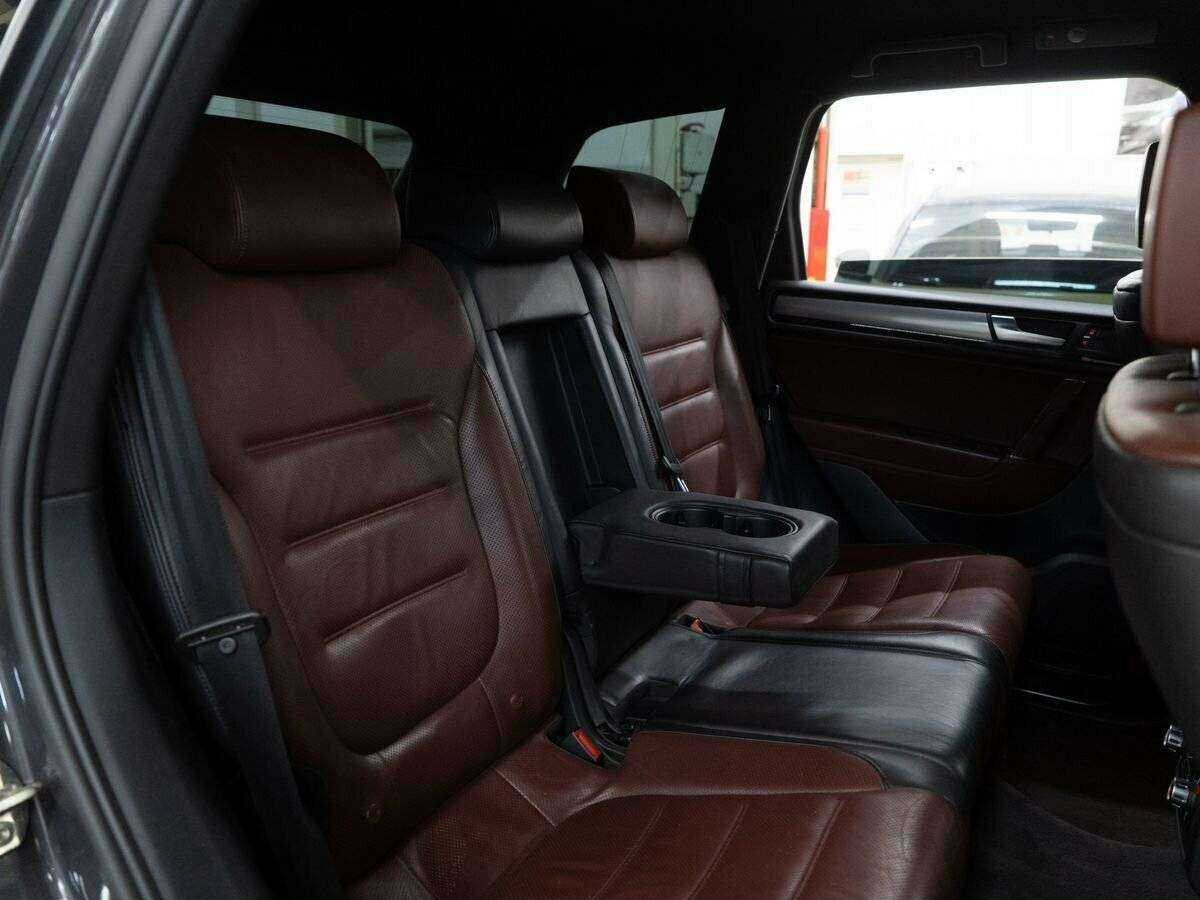 Volkswagen Touareg 2010 года с пробегом. Фото: #7