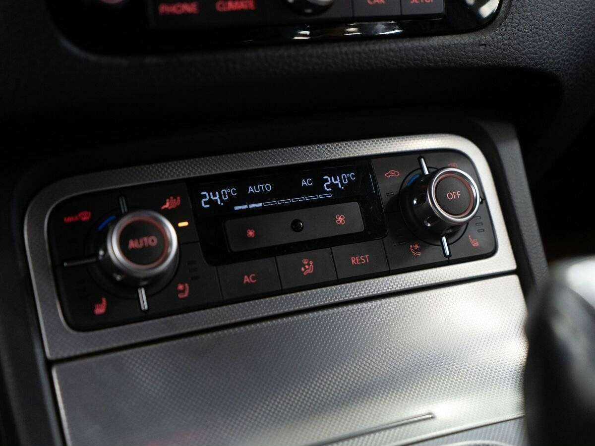 Volkswagen Touareg 2010 года с пробегом. Фото: #11