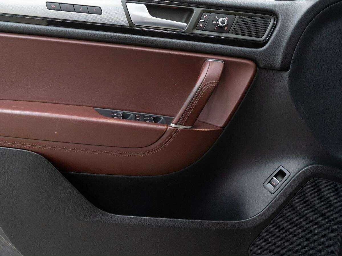 Volkswagen Touareg 2010 года с пробегом. Фото: #15