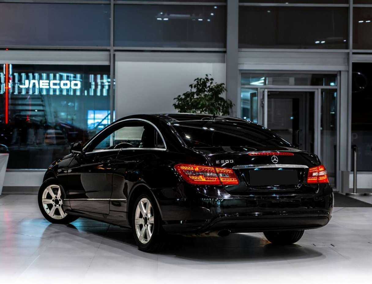 Mercedes-Benz E-Класс 2012 года с пробегом. Фото: #3