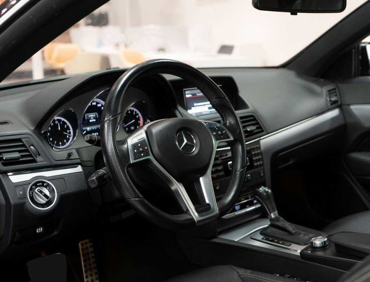 Mercedes-Benz E-Класс 2012 года с пробегом. Фото: #4