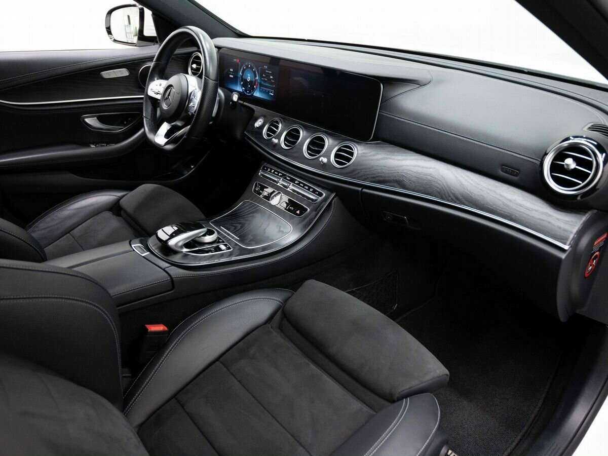 Mercedes-Benz E-Класс 2018 года с пробегом. Фото: #10
