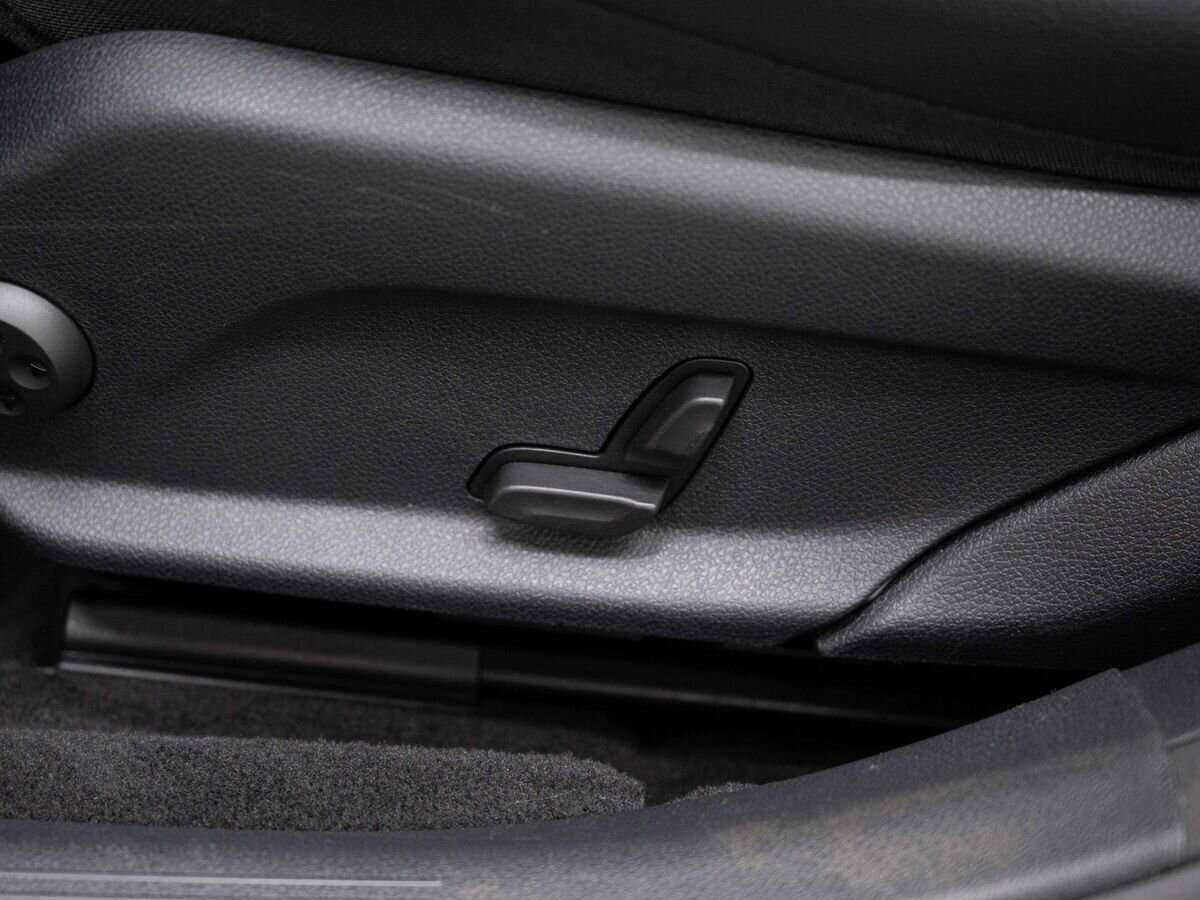 Mercedes-Benz E-Класс 2018 года с пробегом. Фото: #26