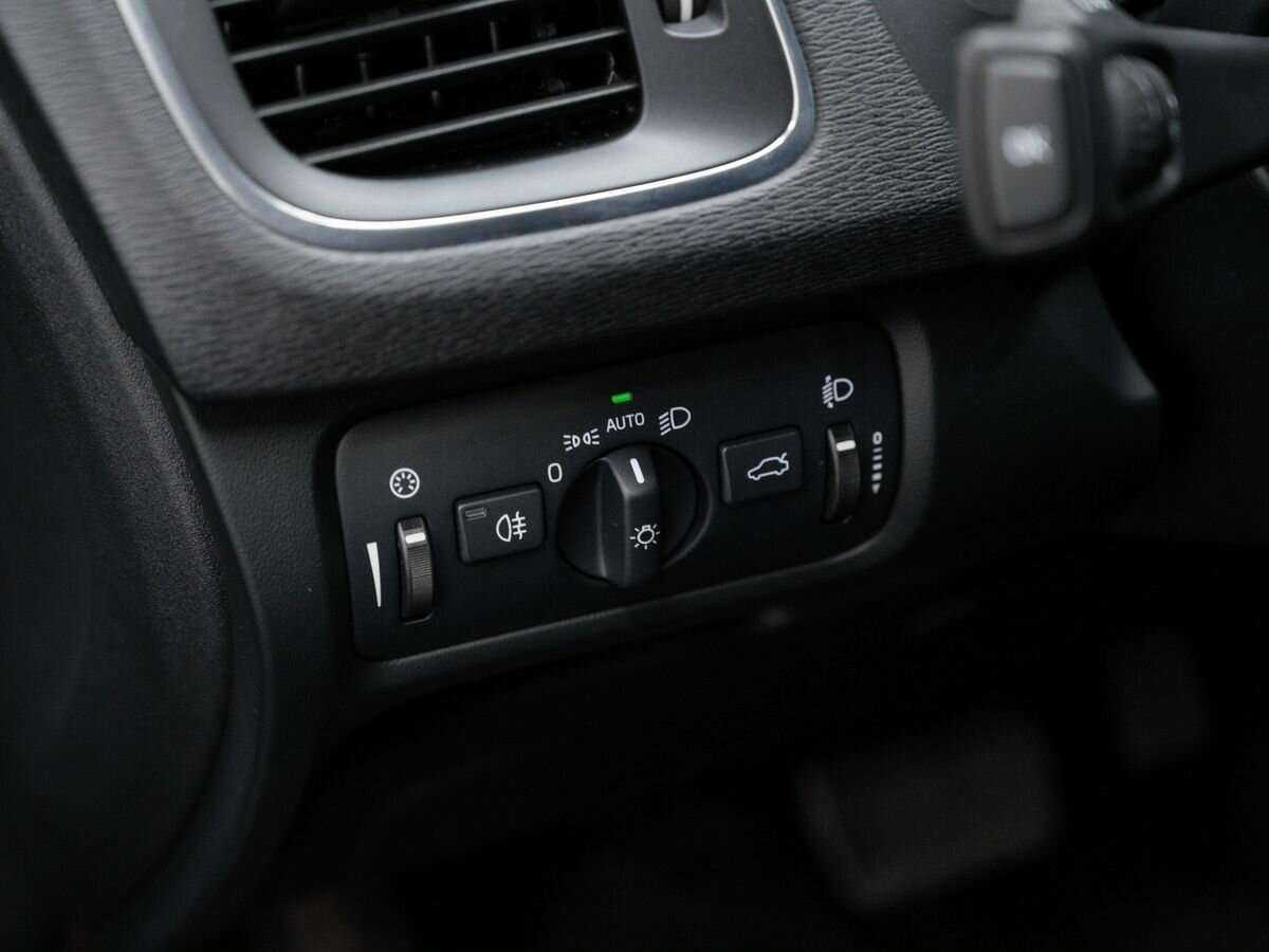 Volvo V40 Cross Country 2014 года с пробегом. Фото: #16