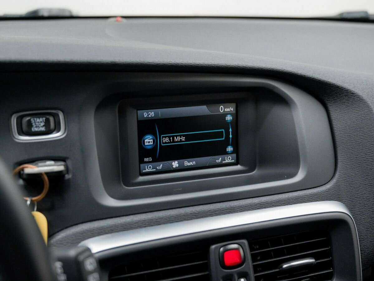 Volvo V40 Cross Country 2014 года с пробегом. Фото: #22