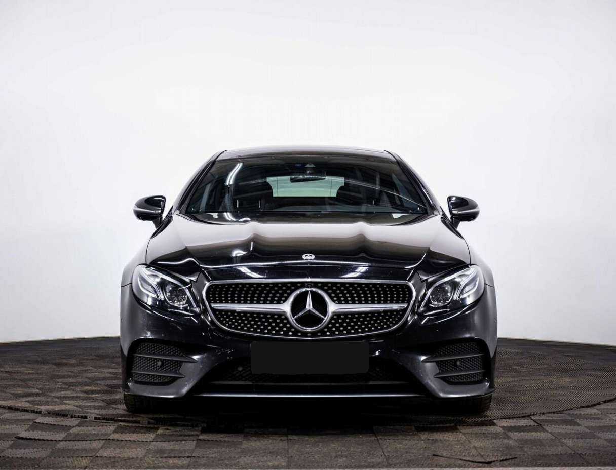 Mercedes-Benz E-Класс 2017 года с пробегом. Фото: #1