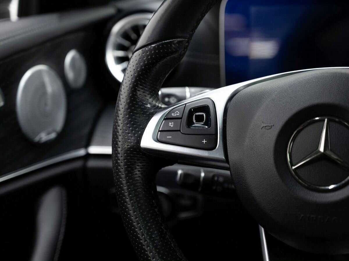 Mercedes-Benz E-Класс 2017 года с пробегом. Фото: #11