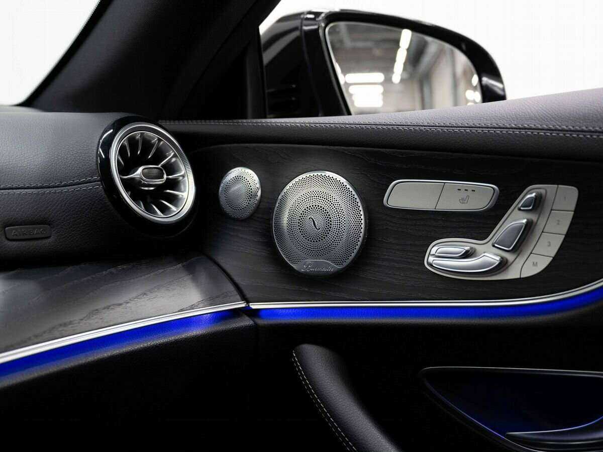 Mercedes-Benz E-Класс 2017 года с пробегом. Фото: #14