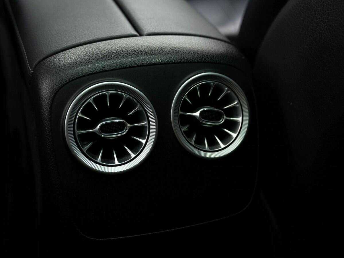 Mercedes-Benz E-Класс 2017 года с пробегом. Фото: #18