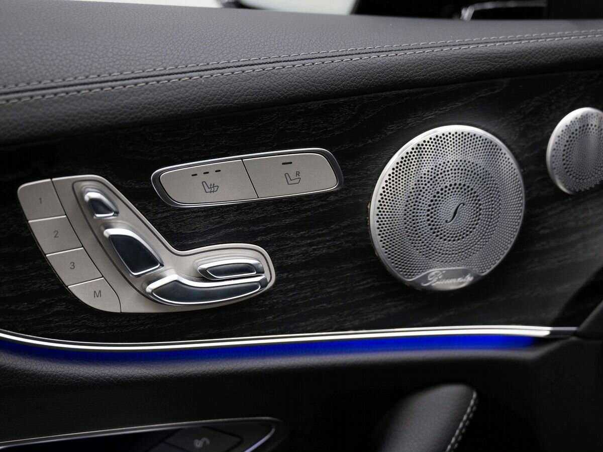 Mercedes-Benz E-Класс 2017 года с пробегом. Фото: #21