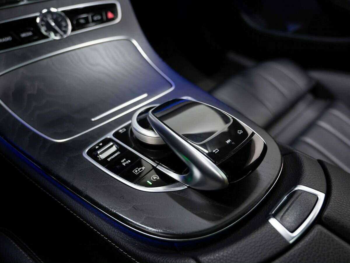 Mercedes-Benz E-Класс 2017 года с пробегом. Фото: #26