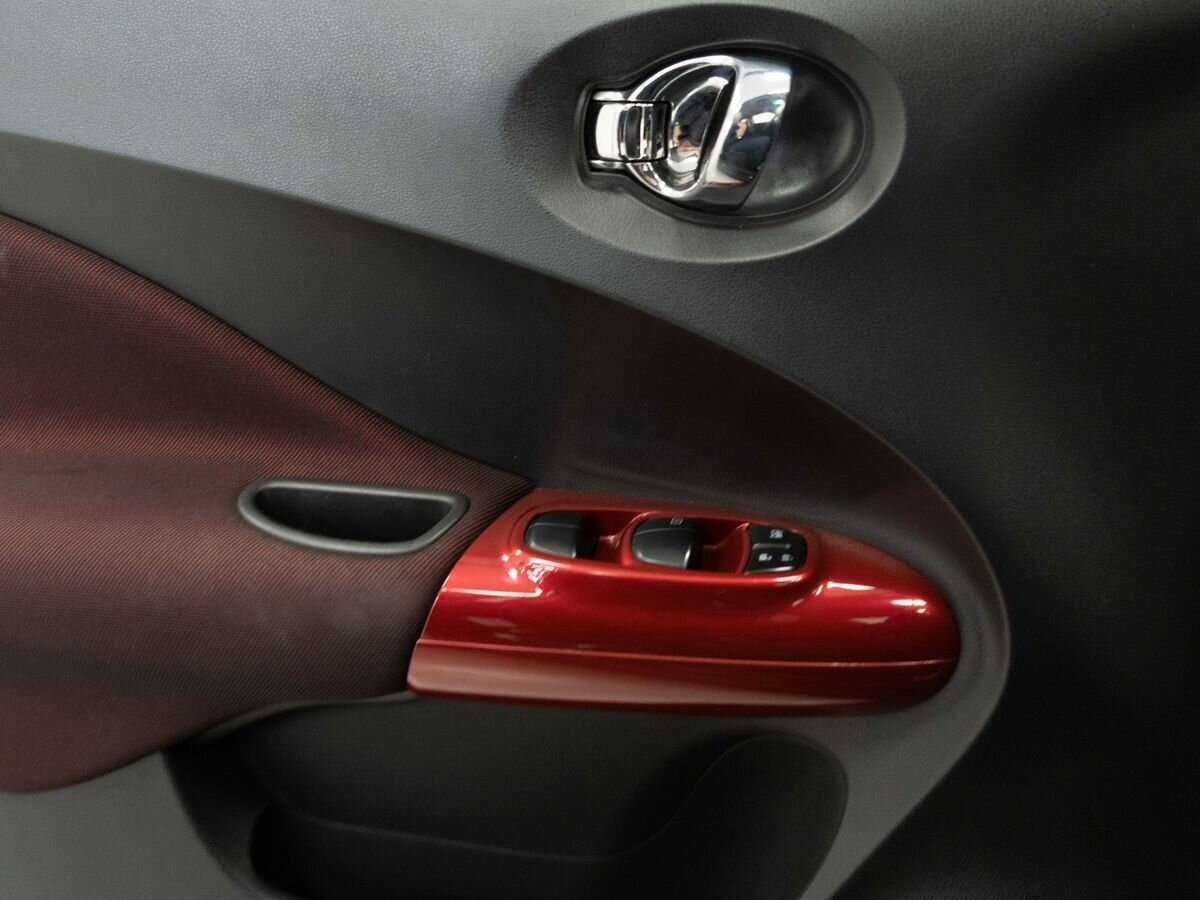 Nissan Juke 2011 года с пробегом. Фото: #13