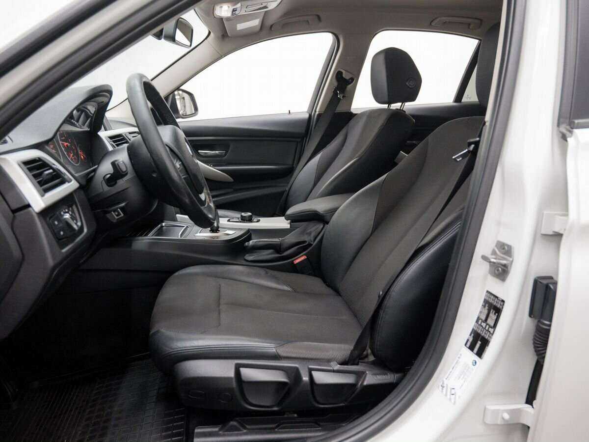 BMW 3 серии 2016 года с пробегом. Фото: #13