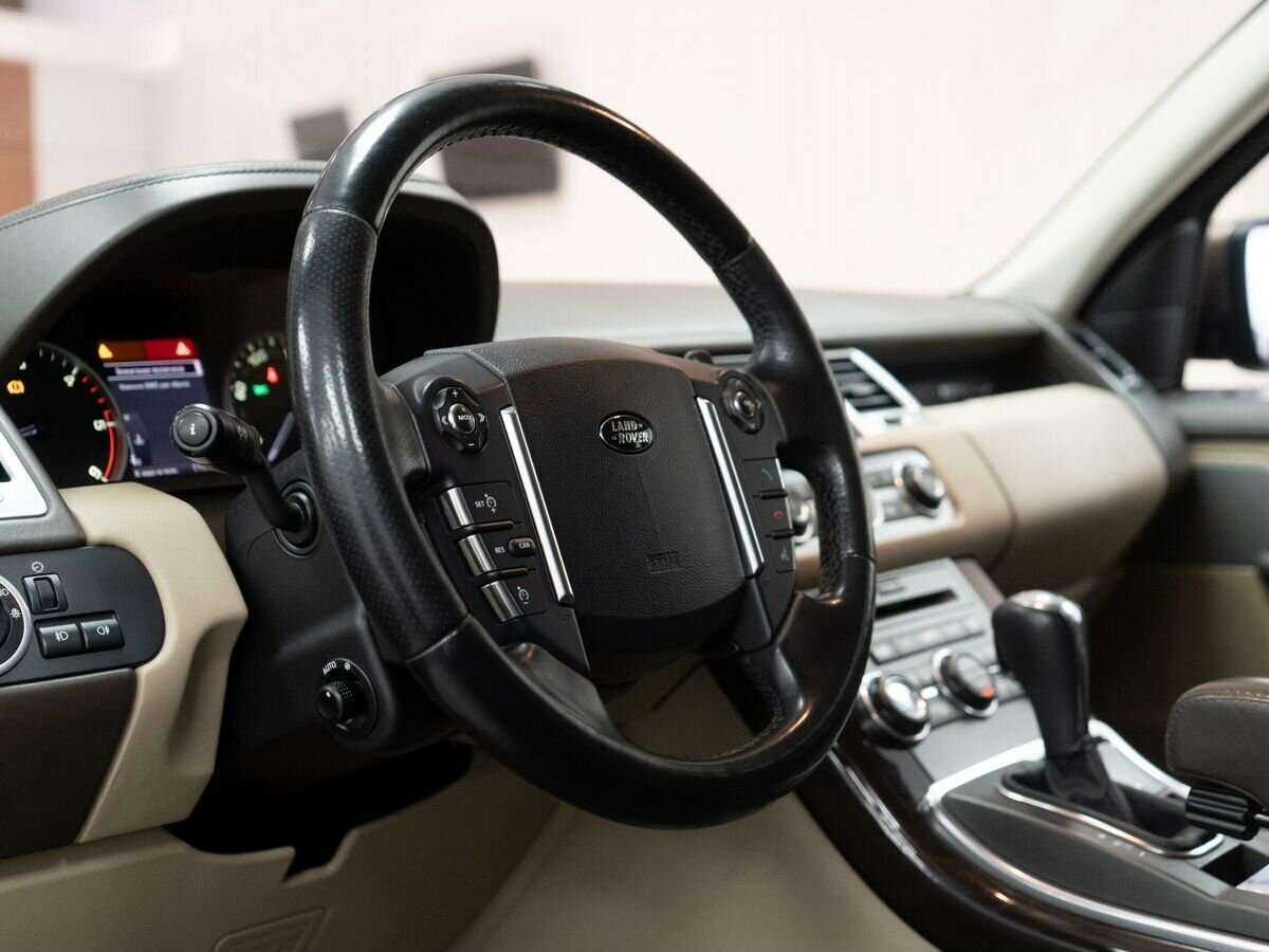 Land Rover Range Rover Sport 2010 года с пробегом. Фото: #4