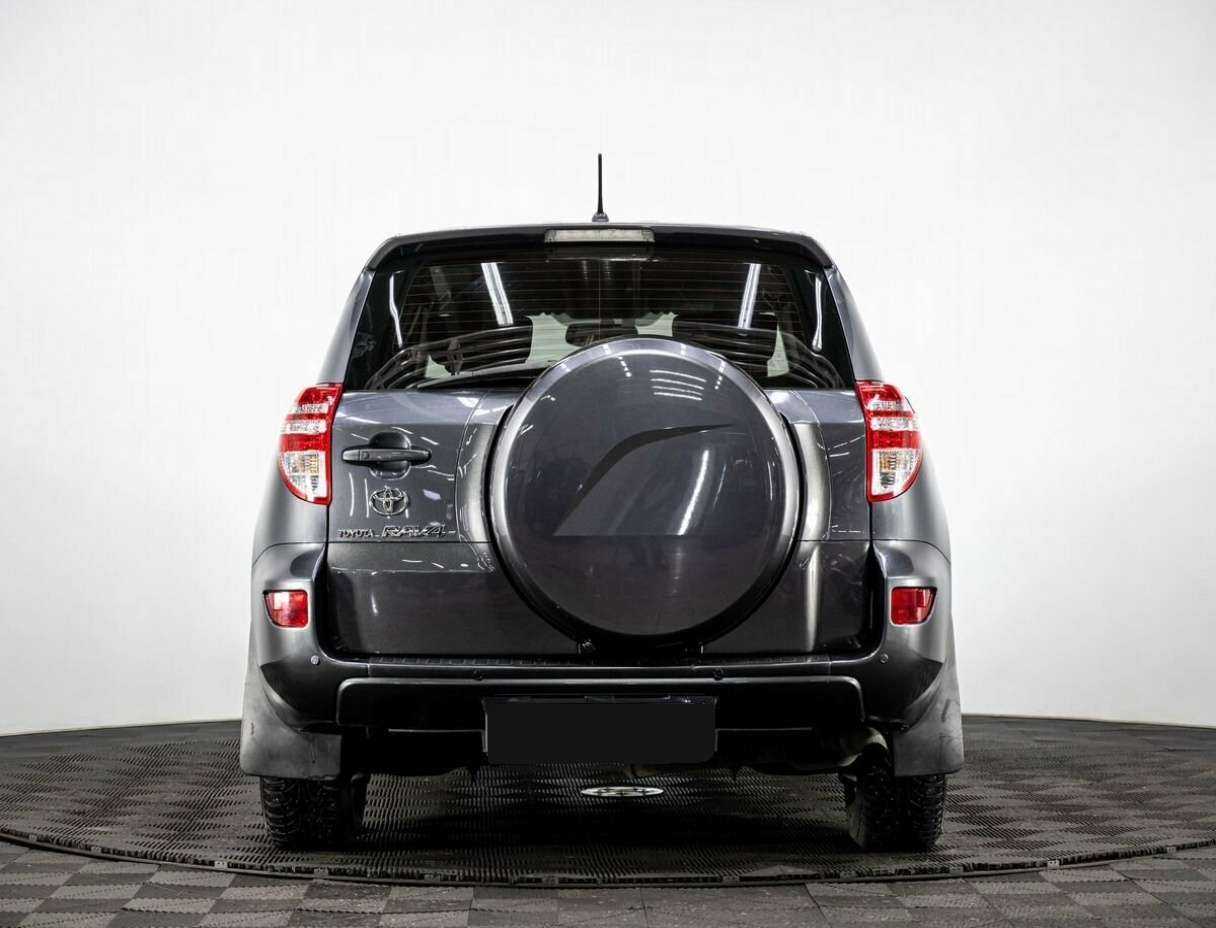 Toyota RAV4 2011 года с пробегом. Фото: #4