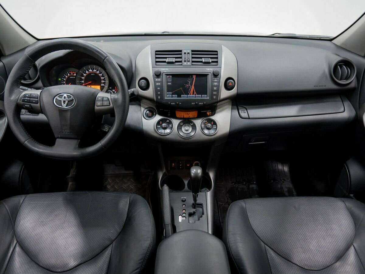 Toyota RAV4 2011 года с пробегом. Фото: #10