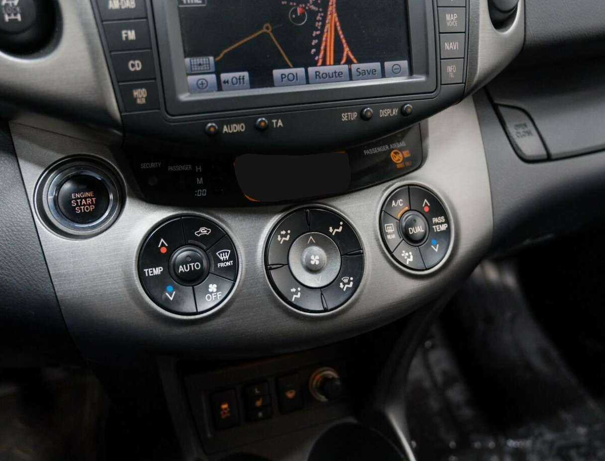 Toyota RAV4 2011 года с пробегом. Фото: #24