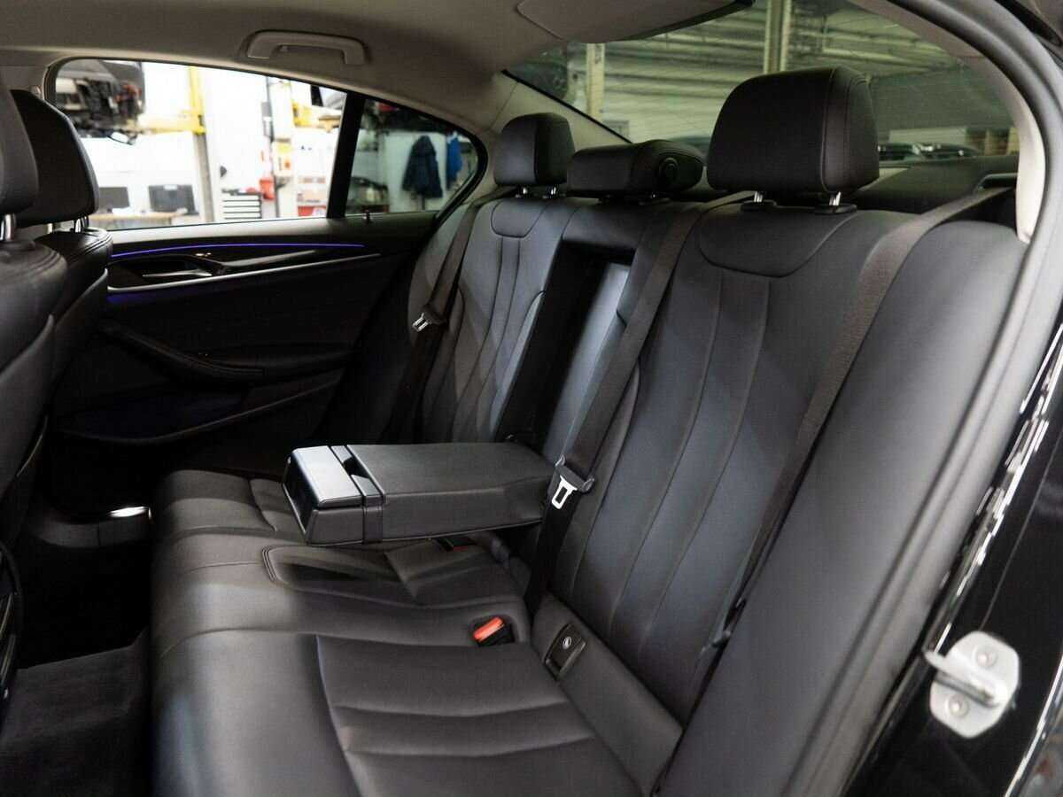 BMW 5 серии 2019 года с пробегом. Фото: #6