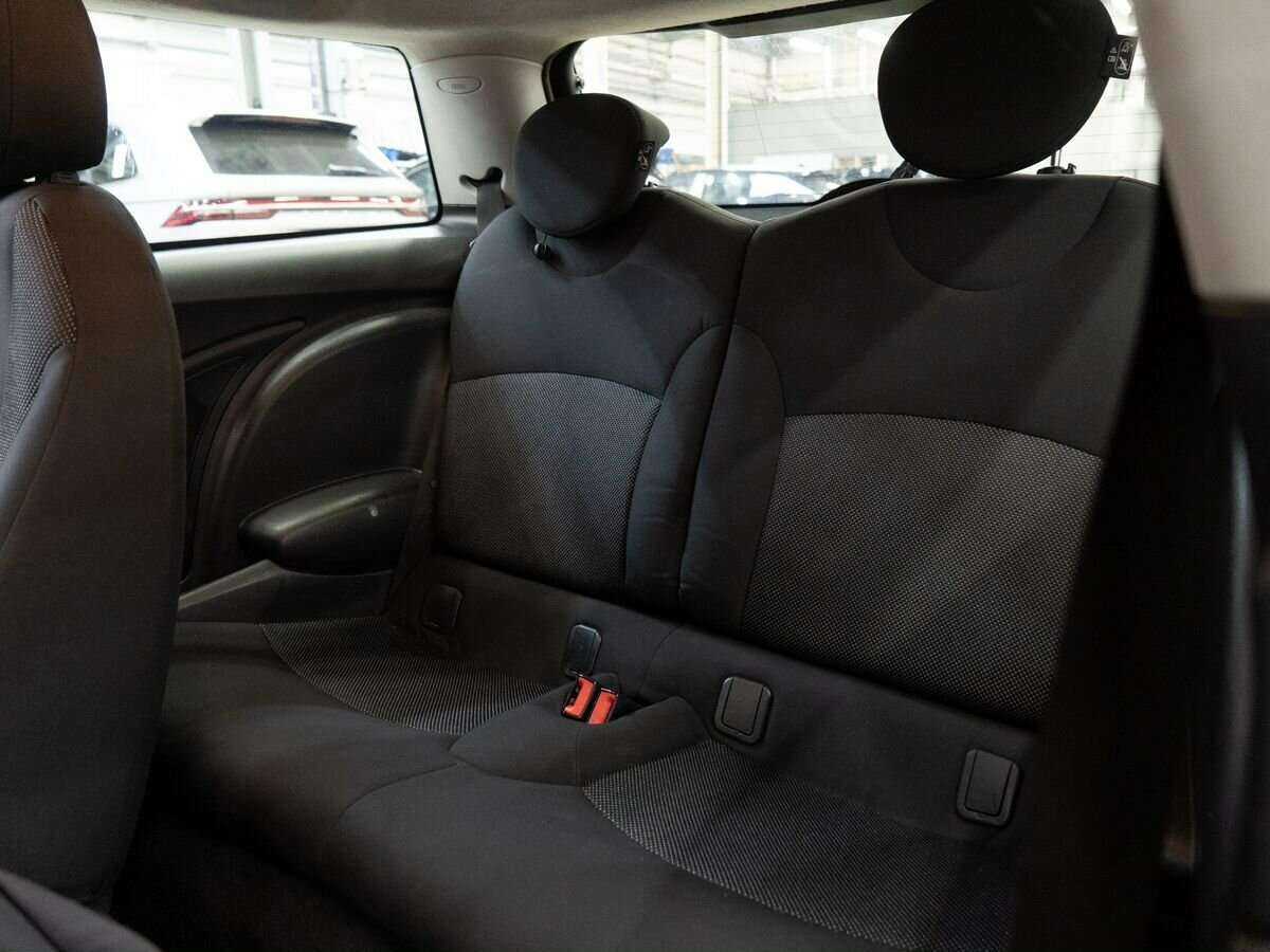 Mini Hatch 2008 года с пробегом. Фото: #6