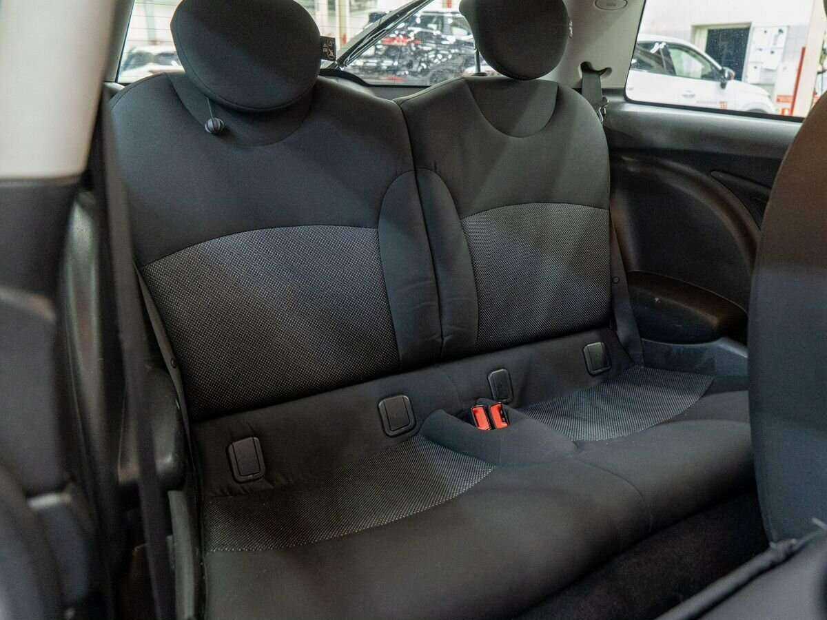 Mini Hatch 2008 года с пробегом. Фото: #7