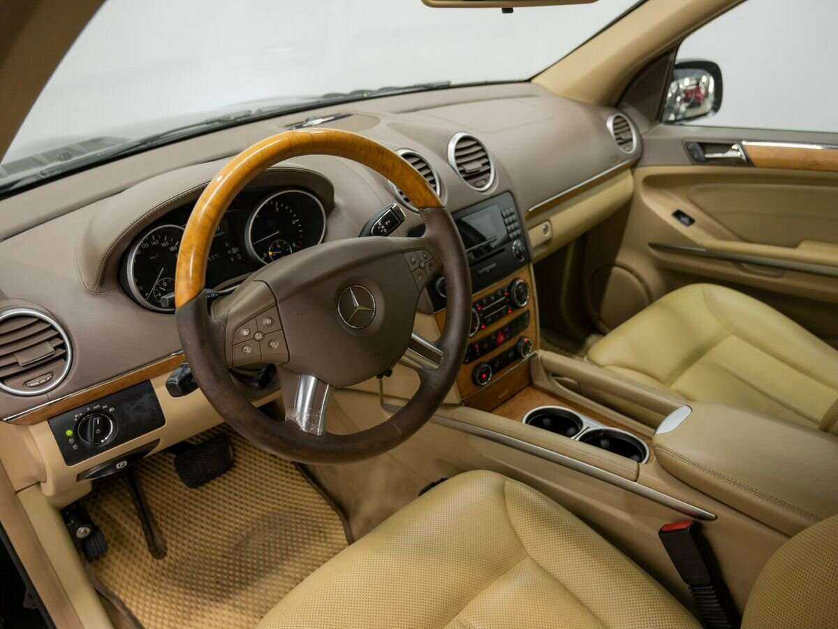 Mercedes-Benz GL-Класс 2008 года с пробегом. Фото: #14