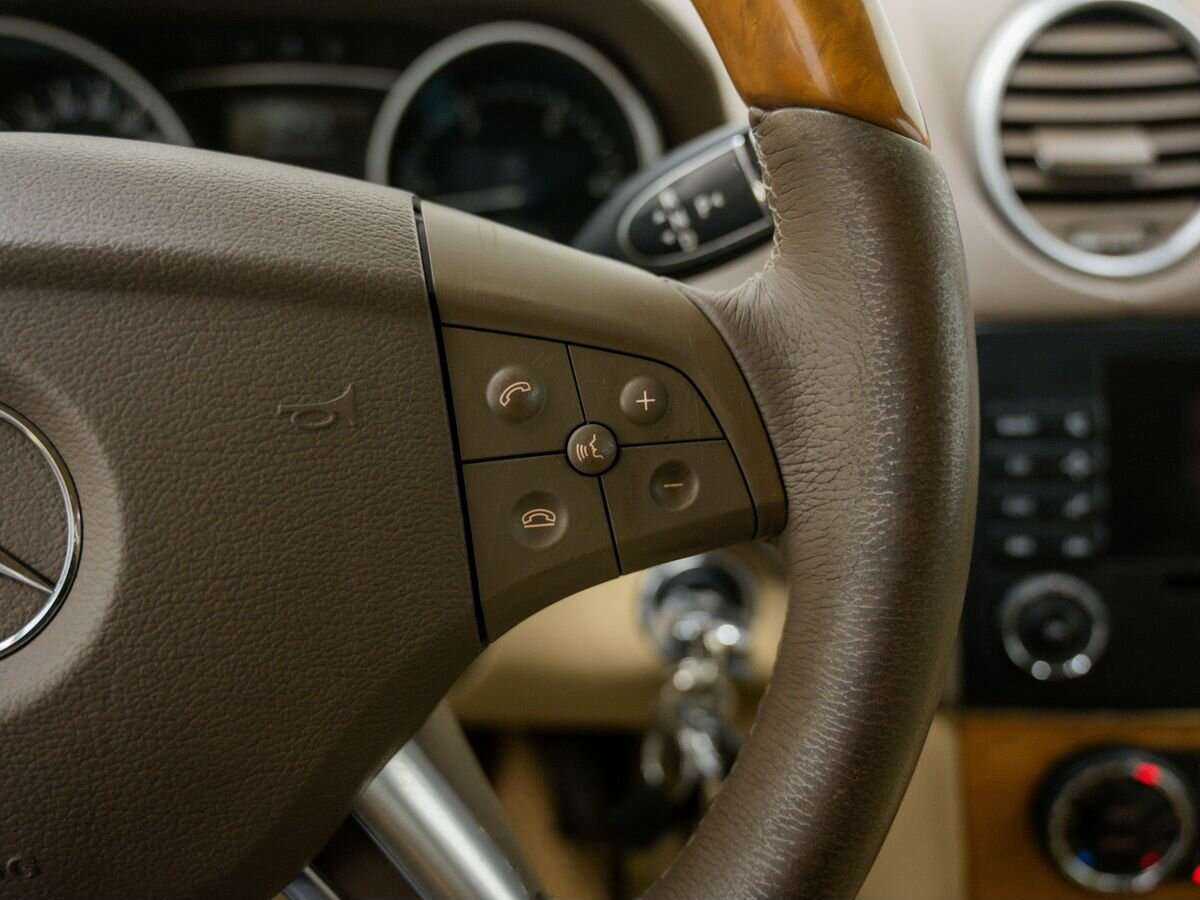 Mercedes-Benz GL-Класс 2008 года с пробегом. Фото: #18