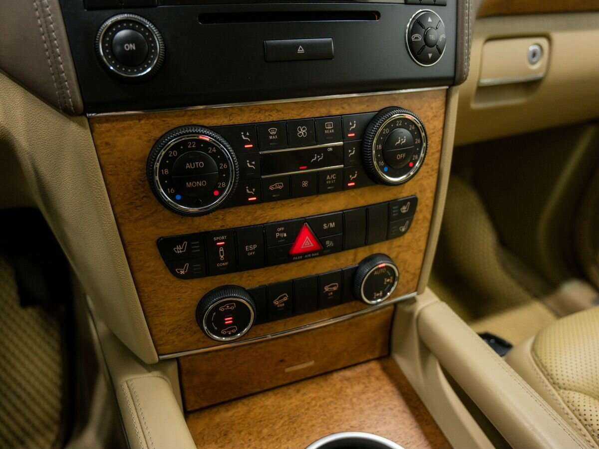 Mercedes-Benz GL-Класс 2008 года с пробегом. Фото: #19