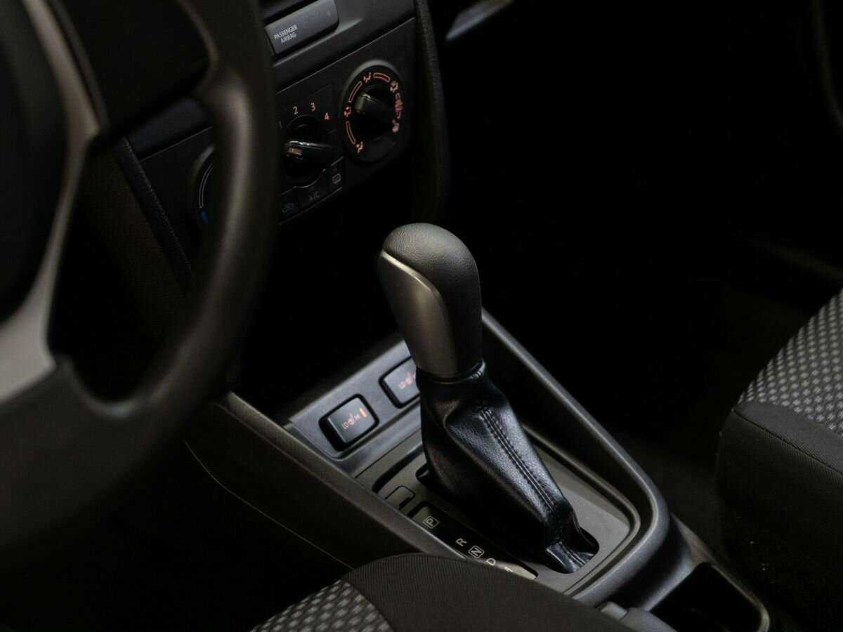 Б/У Сузуки Витара 2015 года. Фото: #9