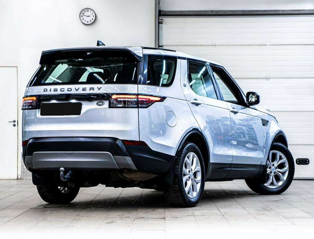 Land Rover Discovery 2018 года с пробегом. Фото: #2
