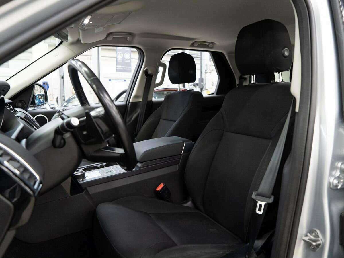 Land Rover Discovery 2018 года с пробегом. Фото: #5