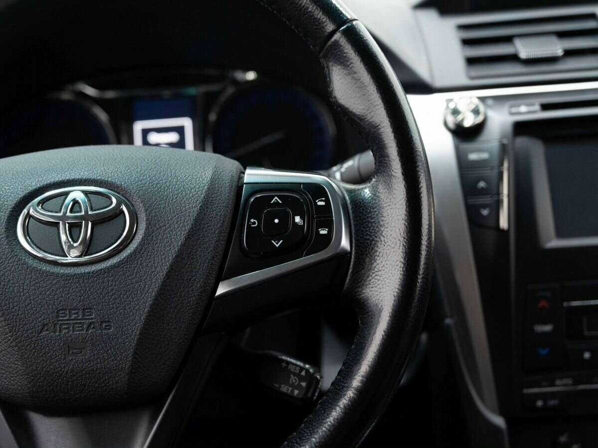 Toyota Camry 2018 года с пробегом. Фото: #17