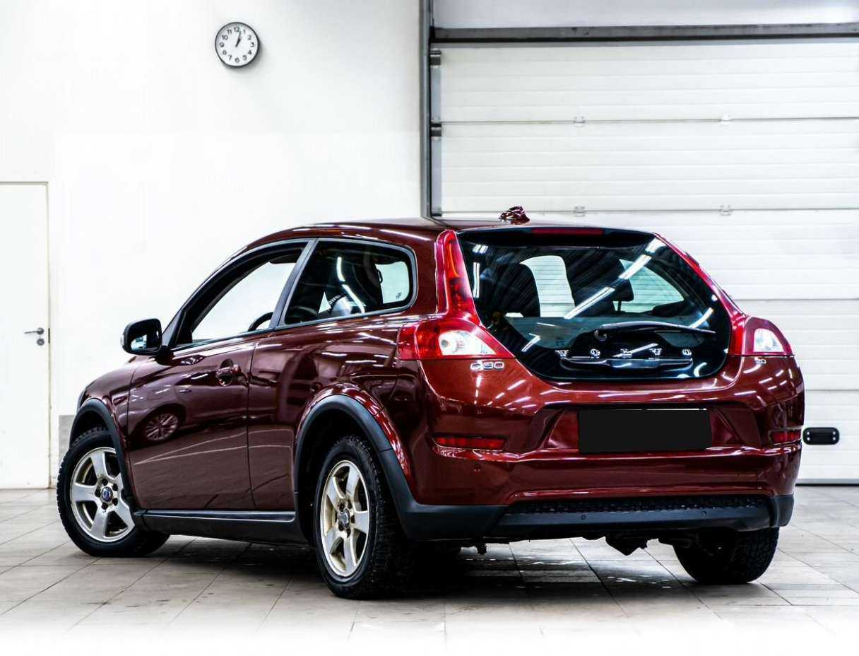 Volvo C30 2010 года с пробегом. Фото: #3