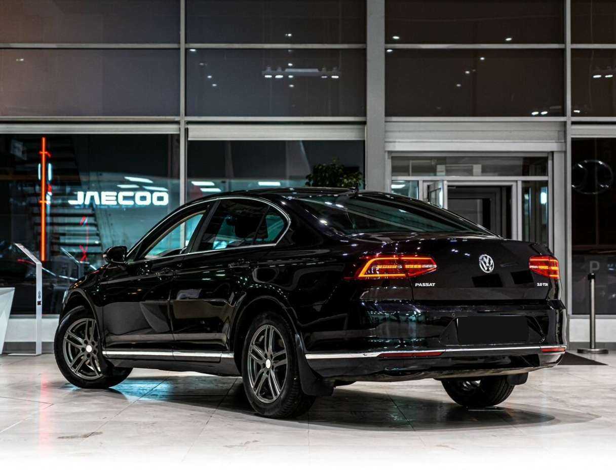 Б/У Фольксваген Пассат 2017 года. Фото: #3